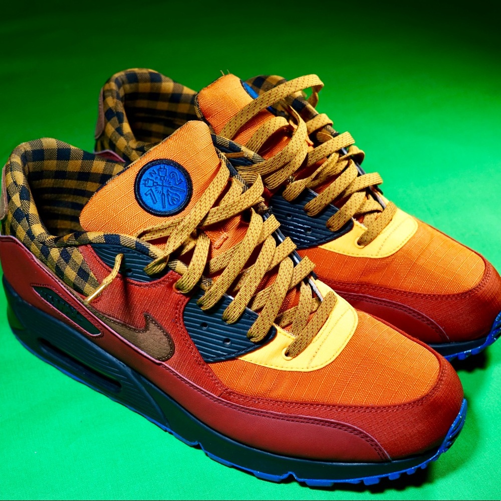 Men’s Nike Air Max 72 Burberry - Size 13